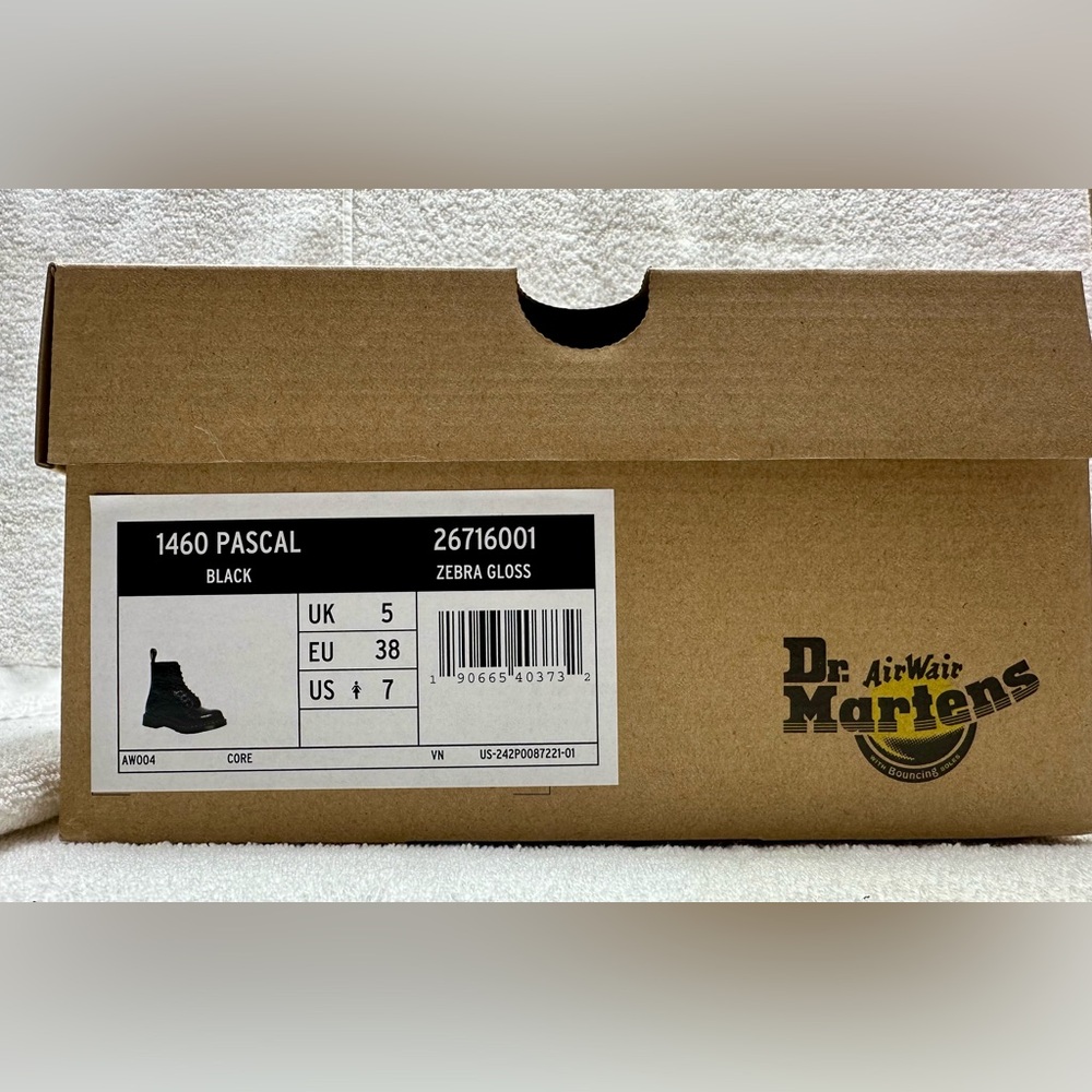 Dr Martens 1460 Pascal Zebra Gloss Boots-New In Box! - Picture 10 of 10